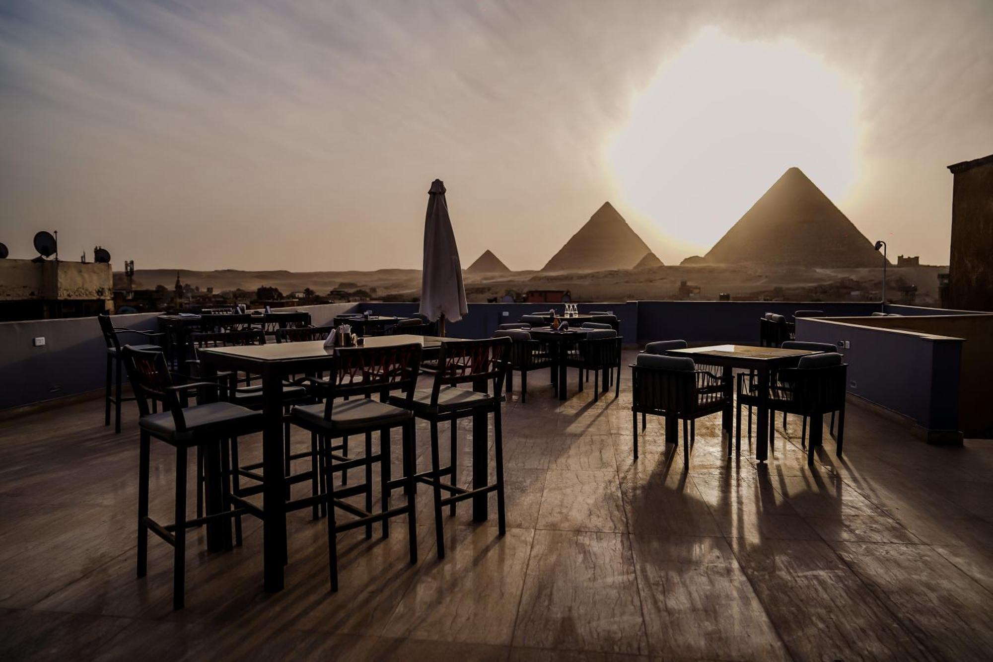 Pyramids Hotel Kafrat al Jabal Exterior foto