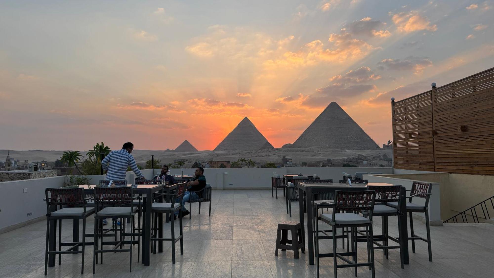 Pyramids Hotel Kafrat al Jabal Exterior foto