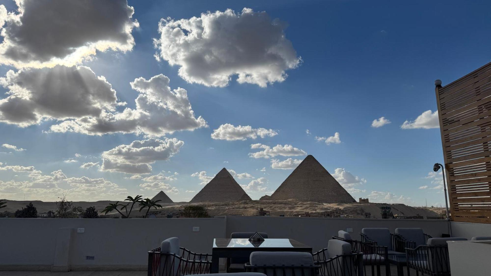 Pyramids Hotel Kafrat al Jabal Exterior foto